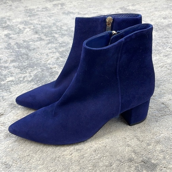 New L’Agence Jeanne Pointed Toe Bootie Ankle Boot Suede Midnight Blue Sz 37.5 - Picture 4 of 13
